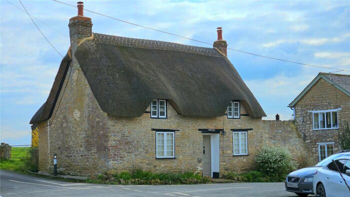 2 Bedroom Detached House For Sale In Mill Lane, Stour Provost, Gillingham, SP8