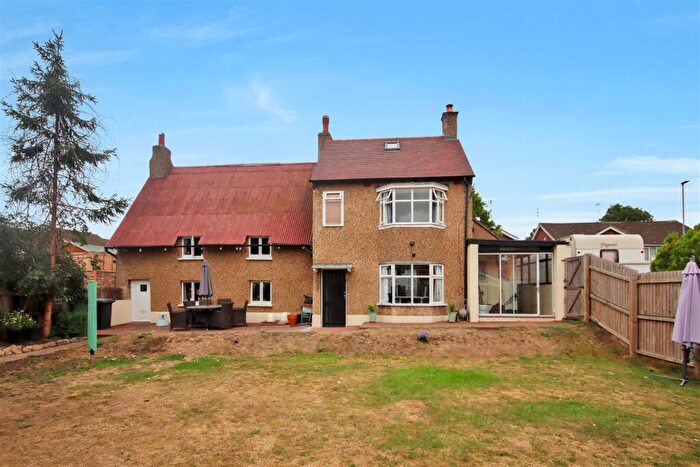 3 Bedroom Detached House For Sale In London End, Irchester, NN29