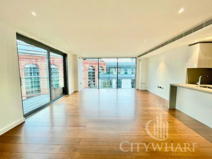 3 Bedroom Apartment To Rent In Chartwell House, Waterfront Drive, London, SW10