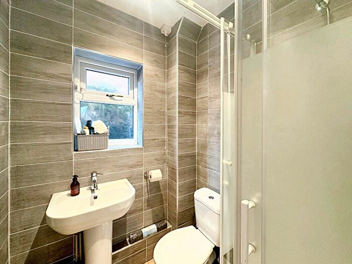 5 Bedroom Detached House For Sale In Queen Street, Weedon, ., NN7