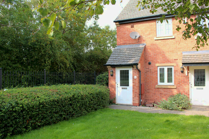 2 Bedroom Apartment To Rent In Highland Drive, Loughborough, LE11