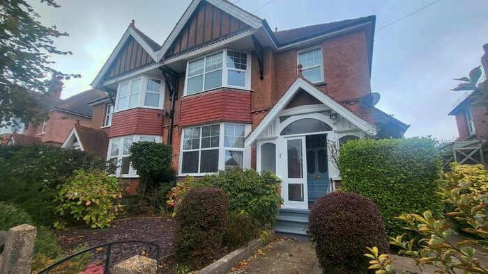 2 Bedroom Flat To Rent In Colebrooke Road, Bexhill-On-Sea, TN39
