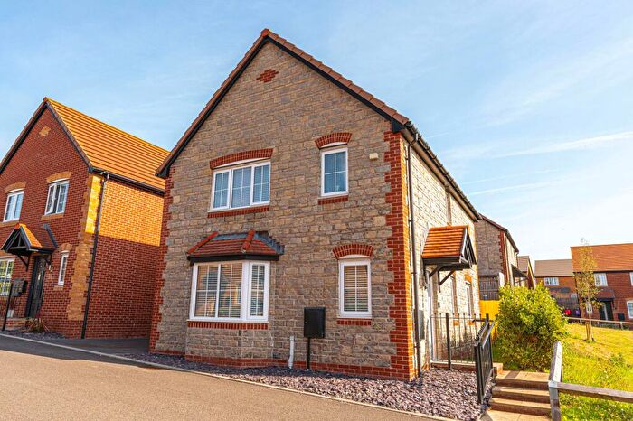 3 Bedroom Detached House For Sale In Sir Howel Crescent, Undy, NP26