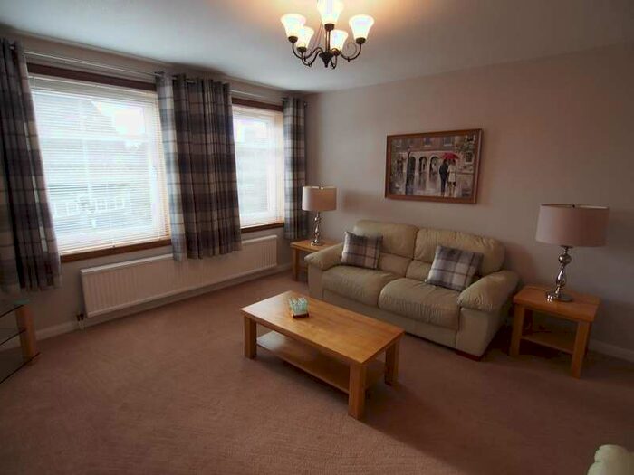 2 Bedroom Flat To Rent In Claremont Gardens, Floor, AB10