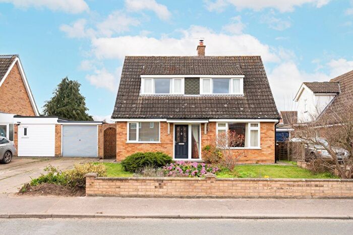3 Bedroom Chalet For Sale In Little Melton Road, Hethersett, NR9