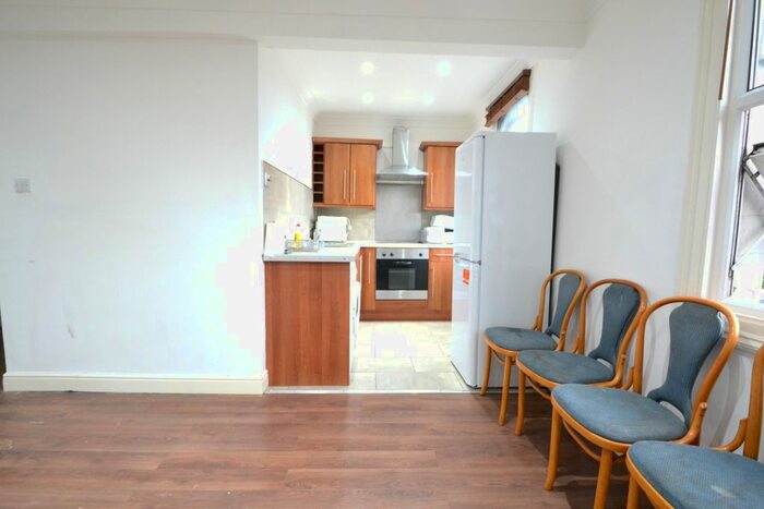 1 Bedroom Flat To Rent In Brigstock Road, Thornthon Heath, CR7