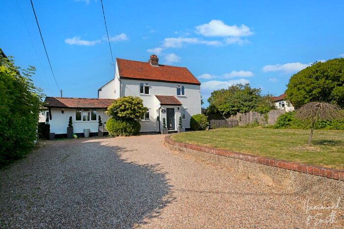 6 Bedroom Farm House For Sale In Tilegate Road, Ongar, CM5
