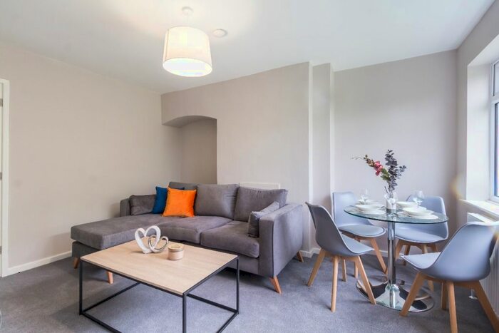 4 Bedroom Semi-Detached House To Rent In Wollaton Road, Beeston, Nottingham, NG9