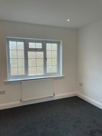 3 Bedroom End Of Terrace House To Rent In Eddystone Road, Brockley, SE4
