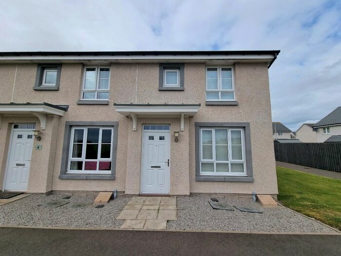 3 Bedroom Semi-Detached House To Rent In Leuchlands Walk, Bridge Of Don, Aberdeen, AB23