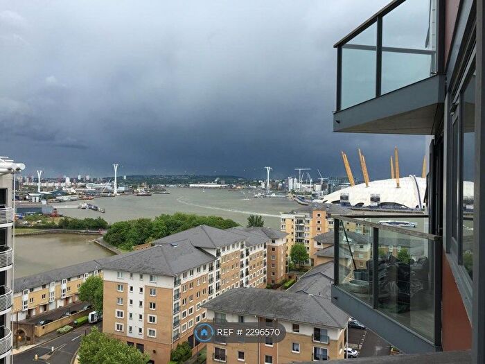 1 Bedroom Flat To Rent In Neutron Tower, London, E14