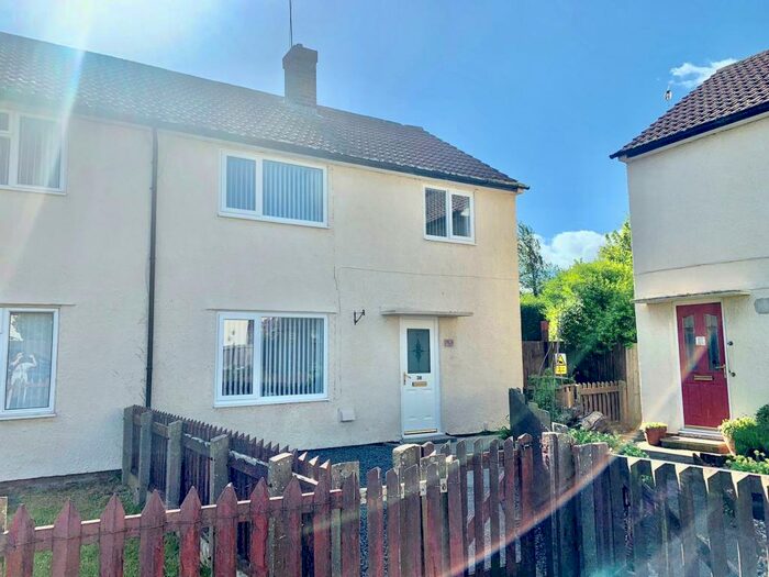 3 Bedroom Semi-Detached House To Rent In Raeburn Avenue, Washington, Tyne And Wear, NE38