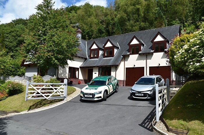 4 Bedroom Detached House For Sale In Dre-Fach Felindre, Llandysul, SA44