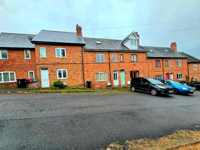3 Bedroom Terraced House To Rent In New Street, Llandrindod Wells, Powys, LD1