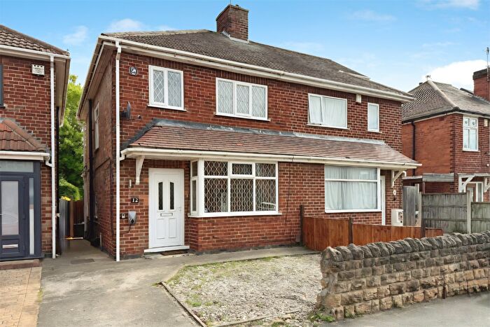 3 Bedroom Semi Detached House For Sale In Warwick Avenue, Beeston, NG9