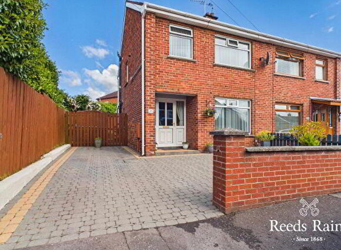 3 Bedroom Semi-Detached House For Sale In Orangefield Drive, Belfast, BT5