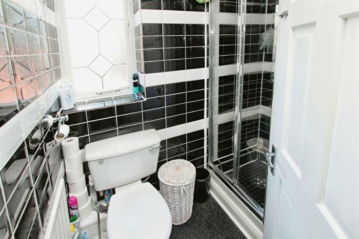 3 Bedroom Detached House For Sale In Donemowe Drive, Kemsley, Sittingbourne, ME10