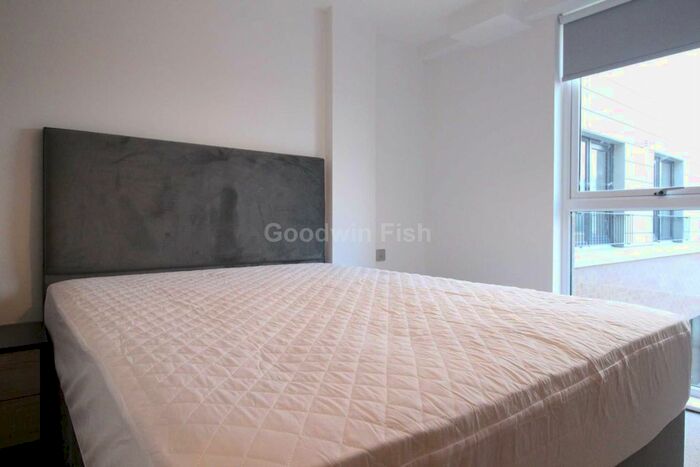 1 Bedroom Flat To Rent In Middlewood Plaza, Craven Street, Salford, M5