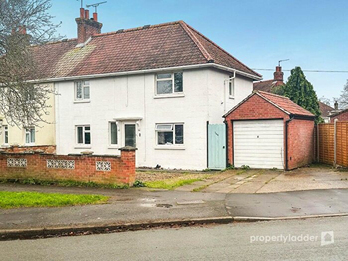 4 Bedroom Semi-Detached House For Sale In Angel Road, NR3