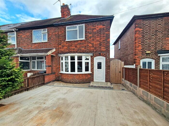 4 Bedroom End Of Terrace House To Rent In Highbury Road, Belgrave, Leicester, LE4