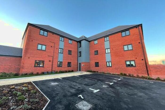 2 Bedroom Flat To Rent In Baker Way, Lichfield, WS14