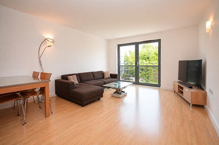 1 Bedroom Flat To Rent In Deals Gateway, London, SE13