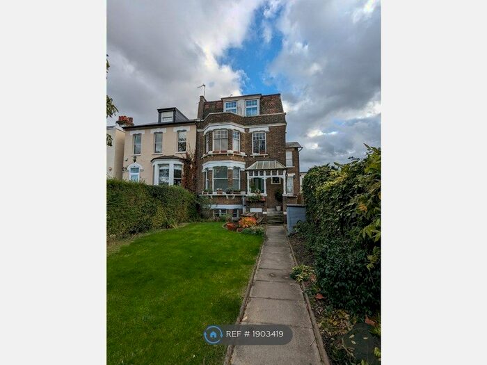 1 Bedroom Flat To Rent In Streatham, London, SW16