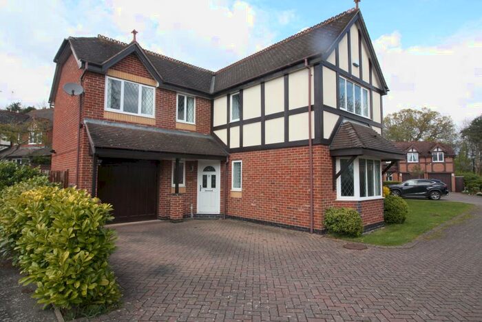 4 Bedroom Detached House To Rent In Broadwells Court, Coventry, CV4