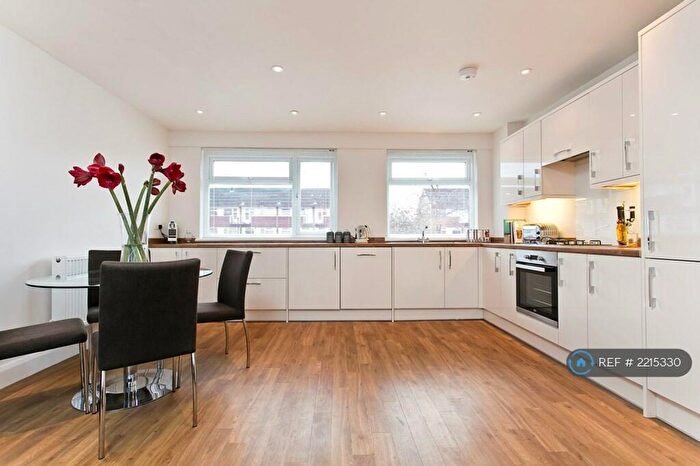 2 Bedroom Maisonette To Rent In Dorville Road, Lee, London, SE12