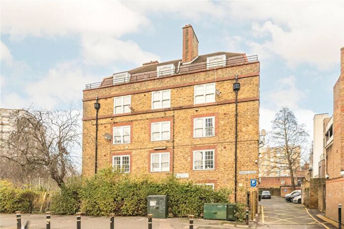 2 Bedroom Apartment To Rent In Othello Close, London, SE11