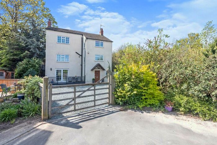 4 Bedroom Detached House For Sale In Abbeystone Way, Monk Fryston, Leeds, LS25