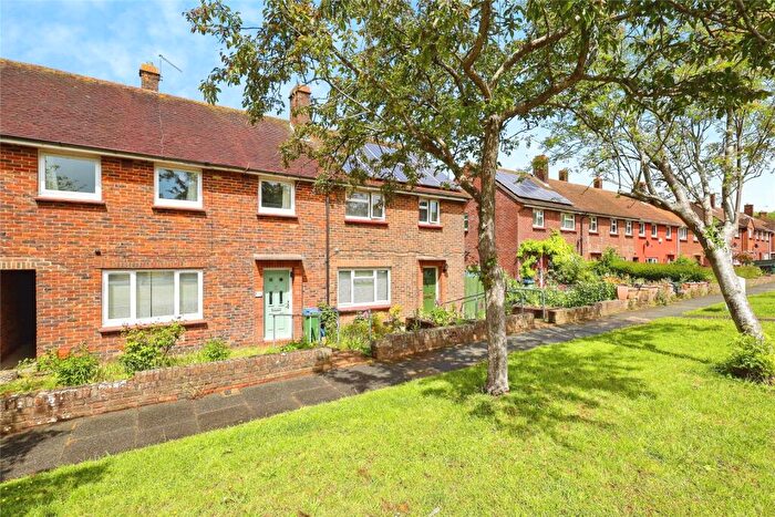 3 Bedroom Terraced House For Sale In Queens Road, Lewes, East Sussex, BN7