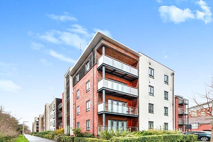 2 Bedroom Flat To Rent In Sinclair Drive, Basingstoke, Hampshire, RG21