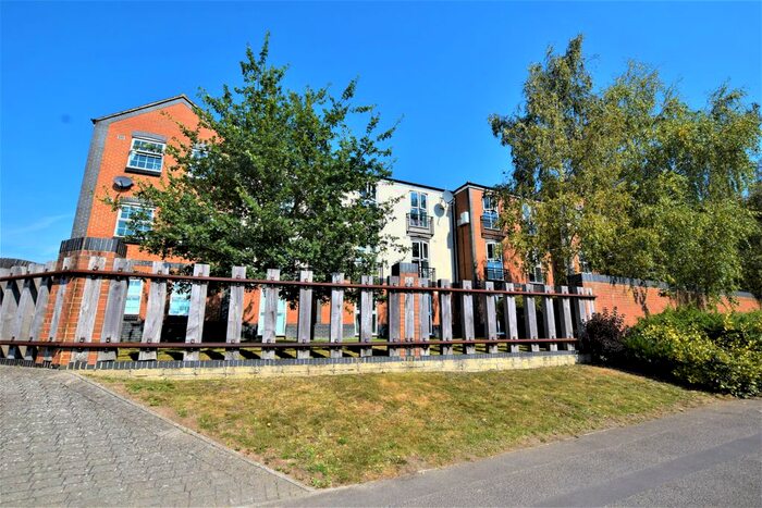 2 Bedroom Flat To Rent In St. Austell Way, Swindon SN2