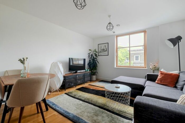 1 Bedroom Flat To Rent In Holloway Road, London, N7