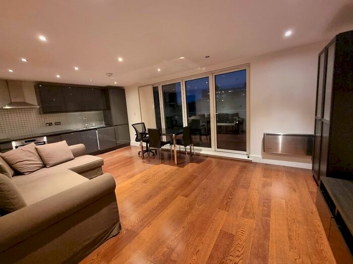 1 Bedroom Flat To Rent In Providence Place, Islington, N1