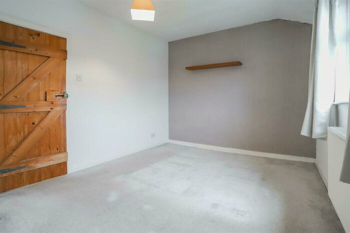 2 Bedroom House To Rent In Pleasant Street, Heywood, OL10