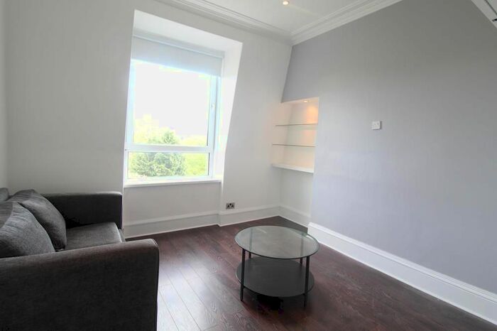 1 Bedroom Flat To Rent In Great Western Road, Top Floor Right, AB10
