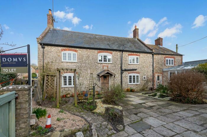 4 Bedroom Detached House To Rent In Portesham, DT3