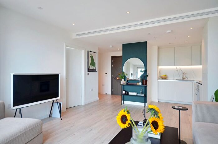 1 Bedroom Flat For Sale In London, London, SE11