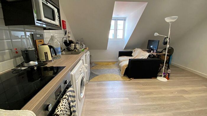 Studio To Rent In Havelock Street, Canterbury, CT1