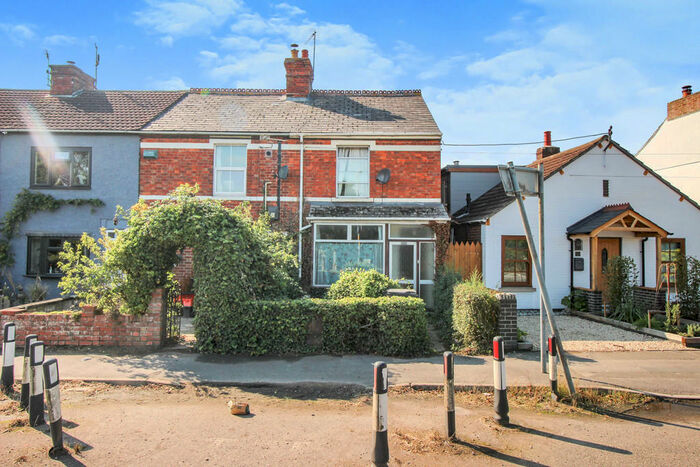 4 Bedroom Terraced House To Rent In Swindon Road, Wroughton, Swindon, SN4