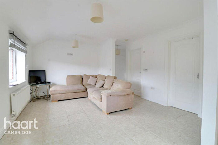 1 Bedroom Flat To Rent In Spalding Way, Cambridge, CB1