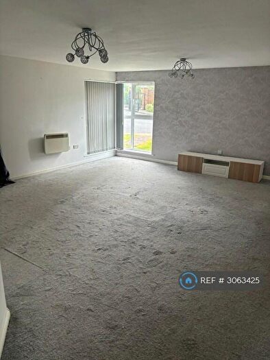 1 Bedroom Flat To Rent In Lowbridge Court, Garston, Liverpool, L19
