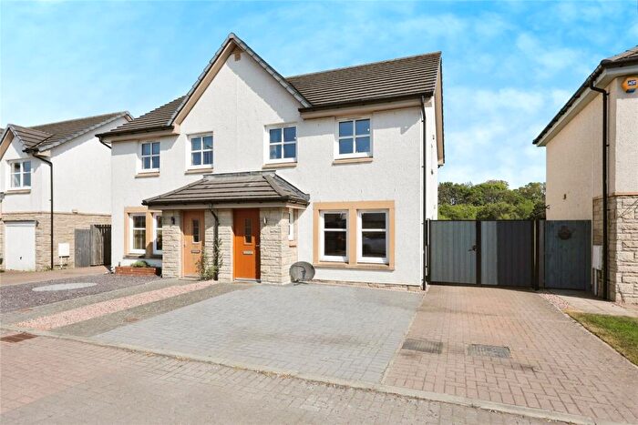 3 Bedroom Semi-Detached House For Sale In Adelaide Road, Kirkcaldy, Fife, KY2