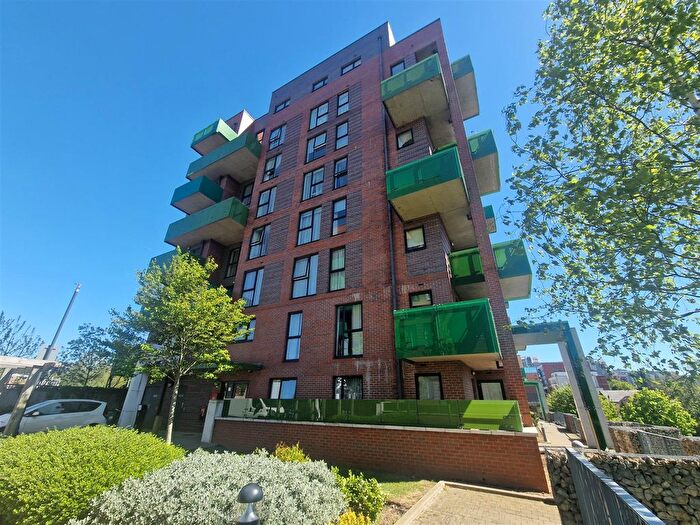 2 Bedroom Flat To Rent In Matthews Close, Wembley Park, HA9