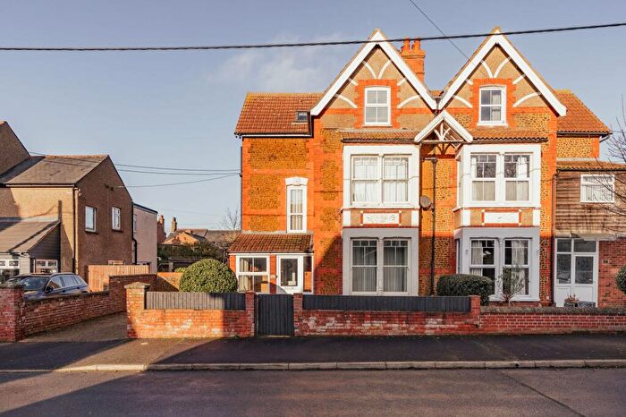 5 Bedroom Semi Detached House For Sale In Hunstanton, PE36