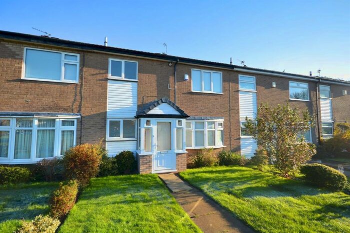 3 Bedroom Terraced House To Rent In Derbyshire Road South, Sale, M33