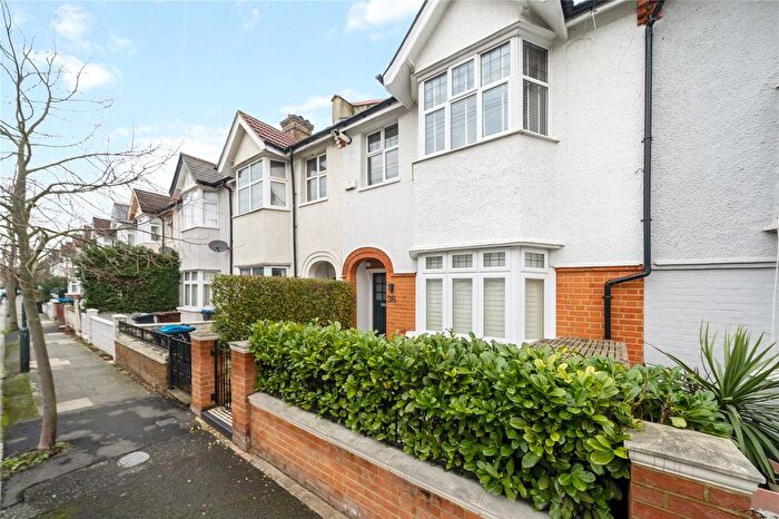 2 Bedroom Flat To Rent In Clive Road, London, SW19