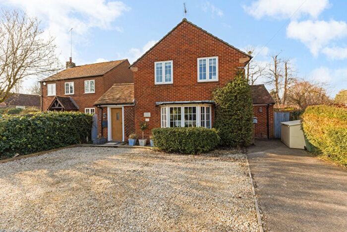 4 Bedroom Detached House For Sale In Marlow Road, Bisham, SL7